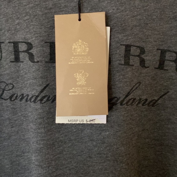 Burberry - Picture 9 of 12